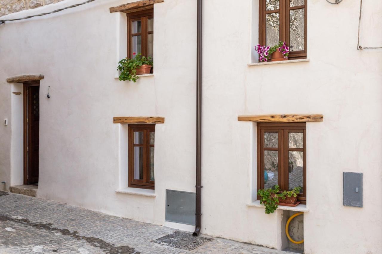 Bed And Terrace Caterina Hotel Baunei Exterior foto